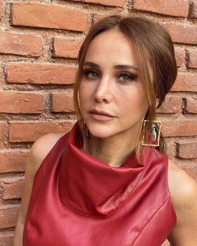 Burçin Terzioğlu seksi ifşa fotoğrafı 43