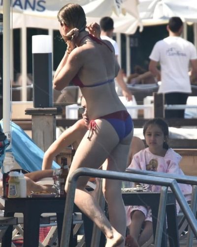 Burcu Biricik seksi ifşa fotoğrafı 108
