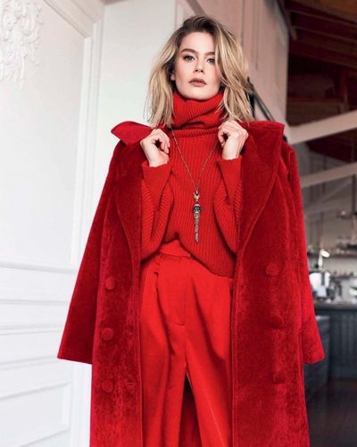 Burcu Biricik seksi ifşa fotoğrafı 127