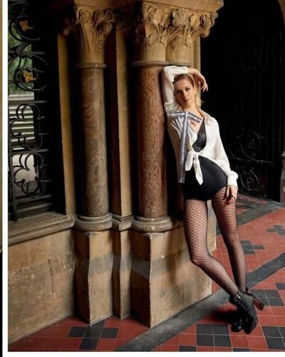 Burcu Biricik seksi ifşa fotoğrafı 185