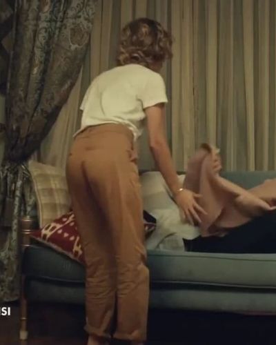 Burcu Biricik seksi ifşa fotoğrafı 195