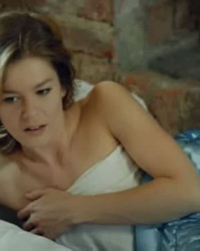 Burcu Biricik seksi ifşa fotoğrafı 210