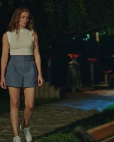 Burcu Biricik seksi ifşa fotoğrafı 21