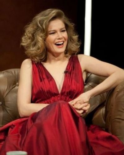 Burcu Biricik seksi ifşa fotoğrafı 24