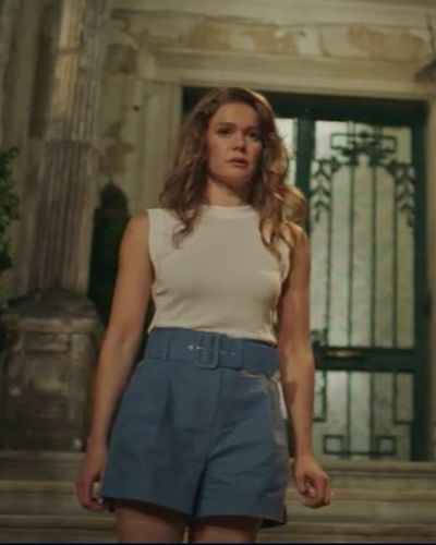 Burcu Biricik seksi ifşa fotoğrafı 37