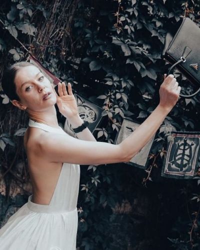 Burcu Biricik seksi ifşa fotoğrafı 77