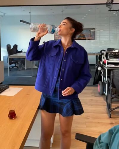 Burcu Özberk seksi ifşa fotoğrafı 1063