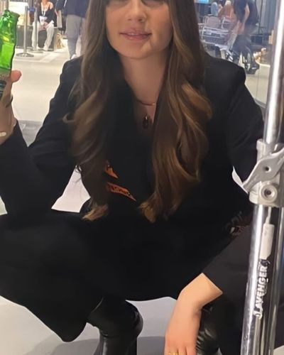 Burcu Özberk seksi ifşa fotoğrafı 1078