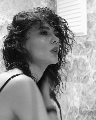 Burcu Özberk seksi ifşa fotoğrafı 110