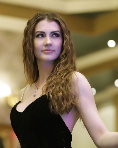 Burcu Özberk seksi ifşa fotoğrafı 1128