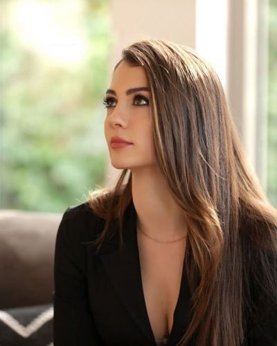 Burcu Özberk seksi ifşa fotoğrafı 1193