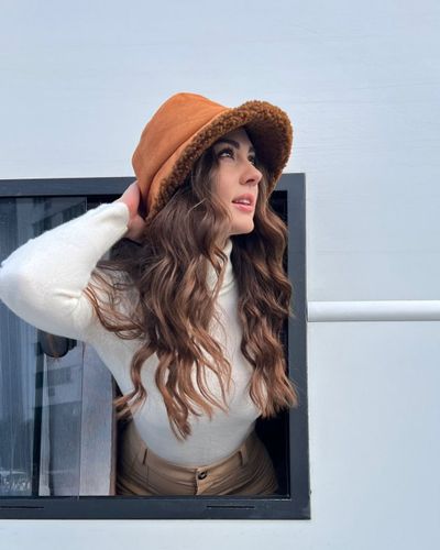 Burcu Özberk seksi ifşa fotoğrafı 1199