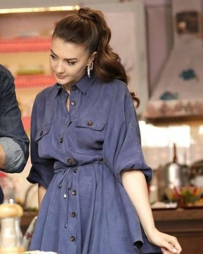 Burcu Özberk seksi ifşa fotoğrafı 1218