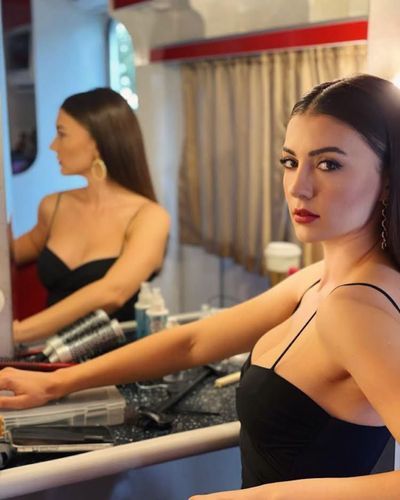 Burcu Özberk seksi ifşa fotoğrafı 1224