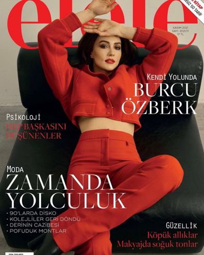 Burcu Özberk seksi ifşa fotoğrafı 1277