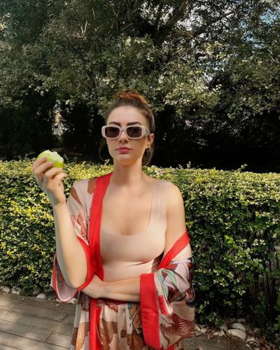 Burcu Özberk seksi ifşa fotoğrafı 1278