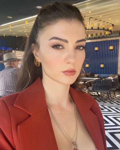 Burcu Özberk seksi ifşa fotoğrafı 1316