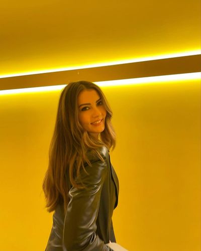 Burcu Özberk seksi ifşa fotoğrafı 1330