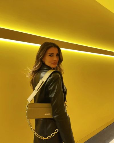 Burcu Özberk seksi ifşa fotoğrafı 1351