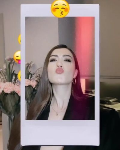 Burcu Özberk seksi ifşa fotoğrafı 1383