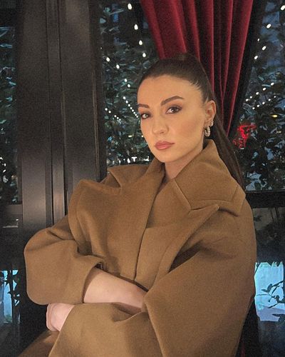 Burcu Özberk seksi ifşa fotoğrafı 139
