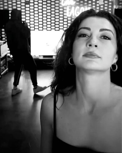 Burcu Özberk seksi ifşa fotoğrafı 142