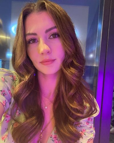 Burcu Özberk seksi ifşa fotoğrafı 1431
