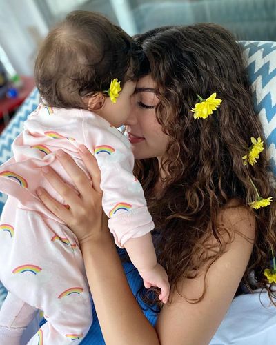 Burcu Özberk seksi ifşa fotoğrafı 1469