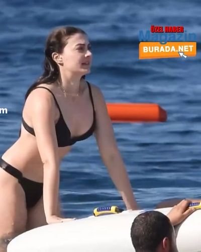 Burcu Özberk seksi ifşa fotoğrafı 1506