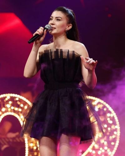 Burcu Özberk seksi ifşa fotoğrafı 1514