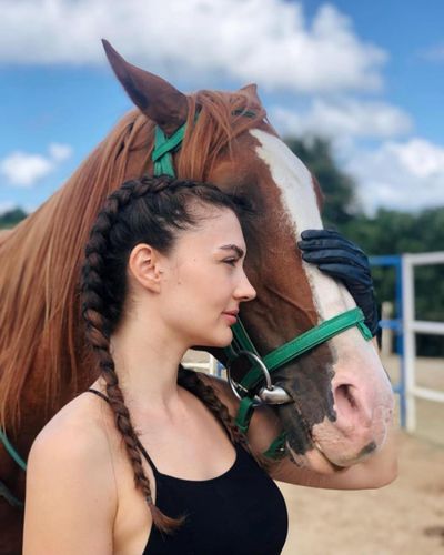 Burcu Özberk seksi ifşa fotoğrafı 1544