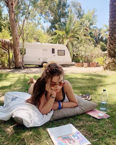Burcu Özberk seksi ifşa fotoğrafı 1550