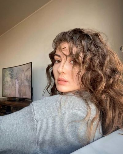 Burcu Özberk seksi ifşa fotoğrafı 1566