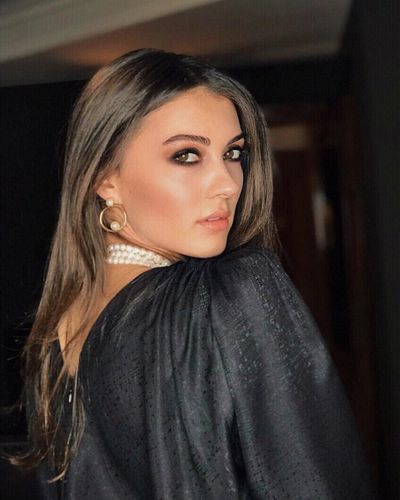 Burcu Özberk seksi ifşa fotoğrafı 1579