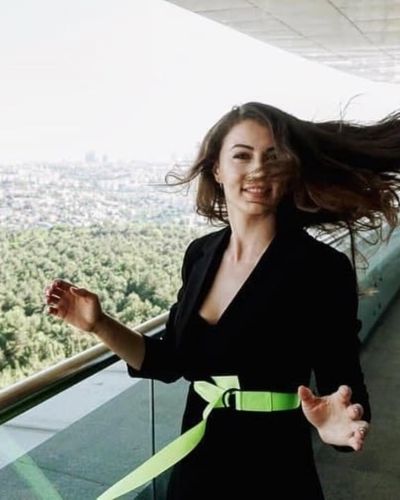 Burcu Özberk seksi ifşa fotoğrafı 1622