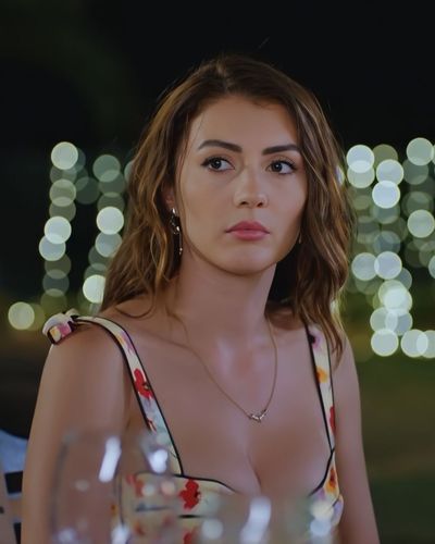 Burcu Özberk seksi ifşa fotoğrafı 163