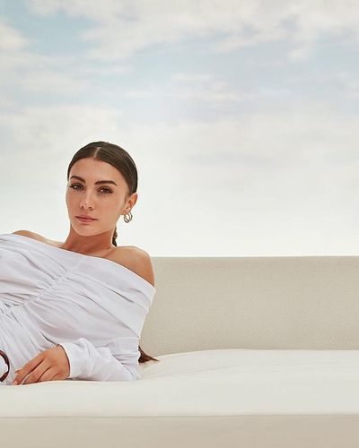 Burcu Özberk seksi ifşa fotoğrafı 1656
