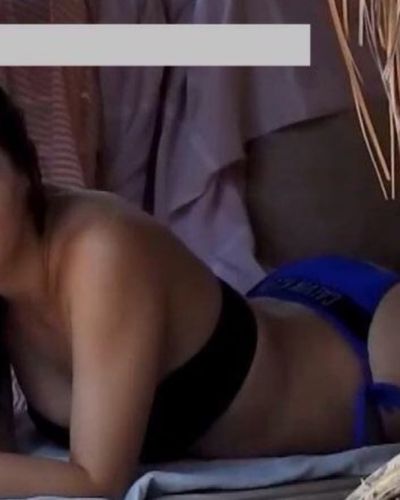 Burcu Özberk seksi ifşa fotoğrafı 1690