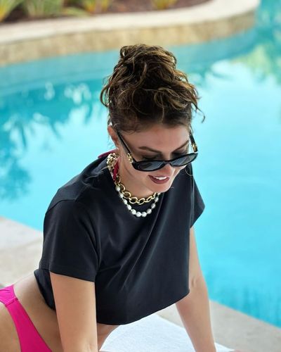 Burcu Özberk seksi ifşa fotoğrafı 169