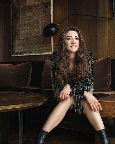 Burcu Özberk seksi ifşa fotoğrafı 1704