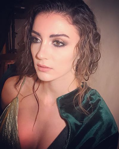 Burcu Özberk seksi ifşa fotoğrafı 1715
