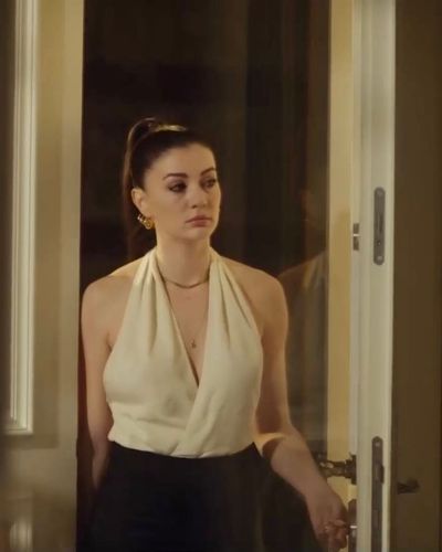 Burcu Özberk seksi ifşa fotoğrafı 179