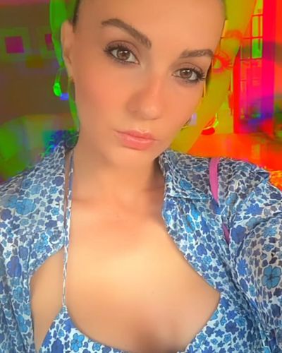 Burcu Özberk seksi ifşa fotoğrafı 18