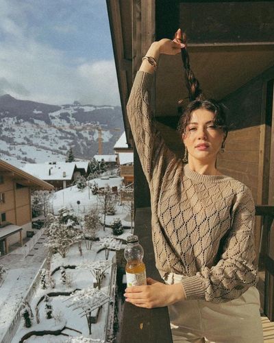 Burcu Özberk seksi ifşa fotoğrafı 198