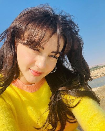 Burcu Özberk seksi ifşa fotoğrafı 214