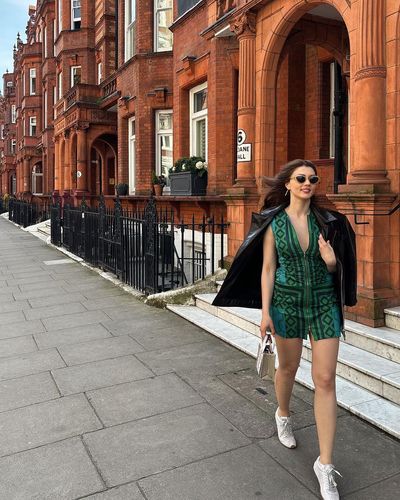 Burcu Özberk seksi ifşa fotoğrafı 248