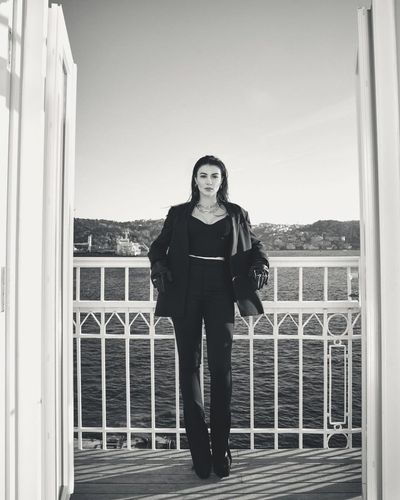 Burcu Özberk seksi ifşa fotoğrafı 257