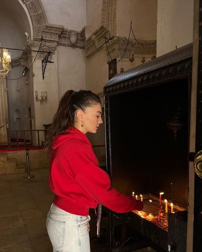 Burcu Özberk seksi ifşa fotoğrafı 267