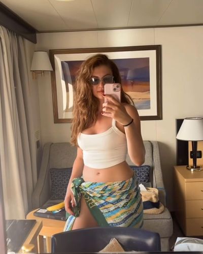 Burcu Özberk seksi ifşa fotoğrafı 277