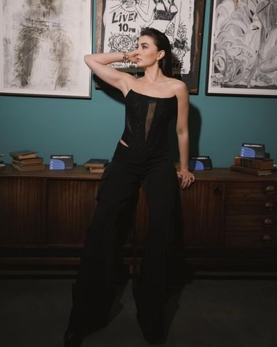 Burcu Özberk seksi ifşa fotoğrafı 289